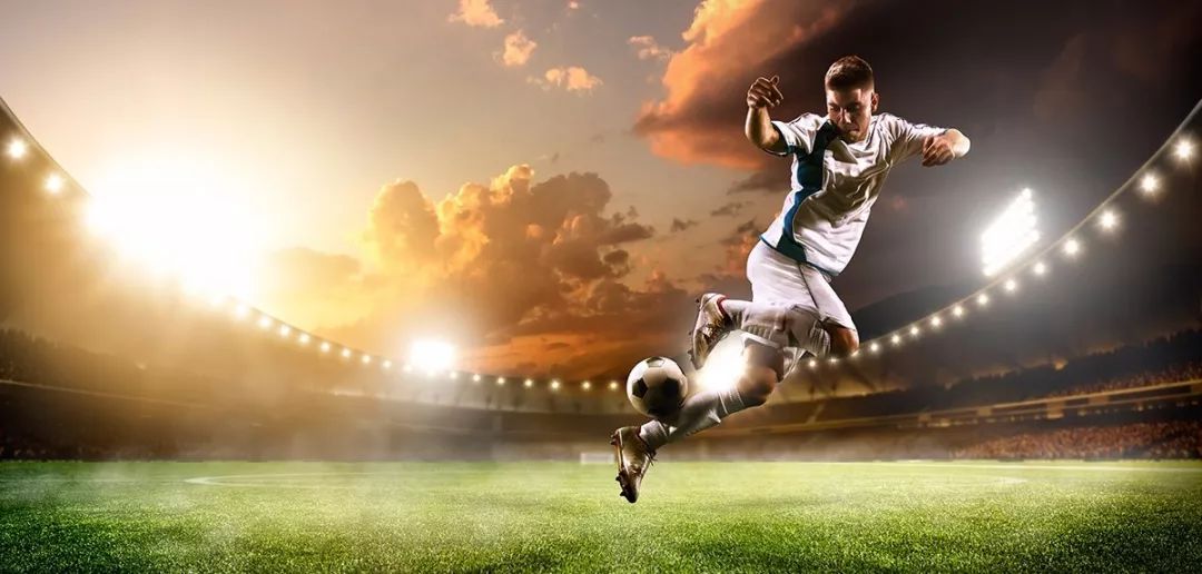 曼晚：多古和达洛特撑不起来曼联左路，俱乐部冬窗可能有动作